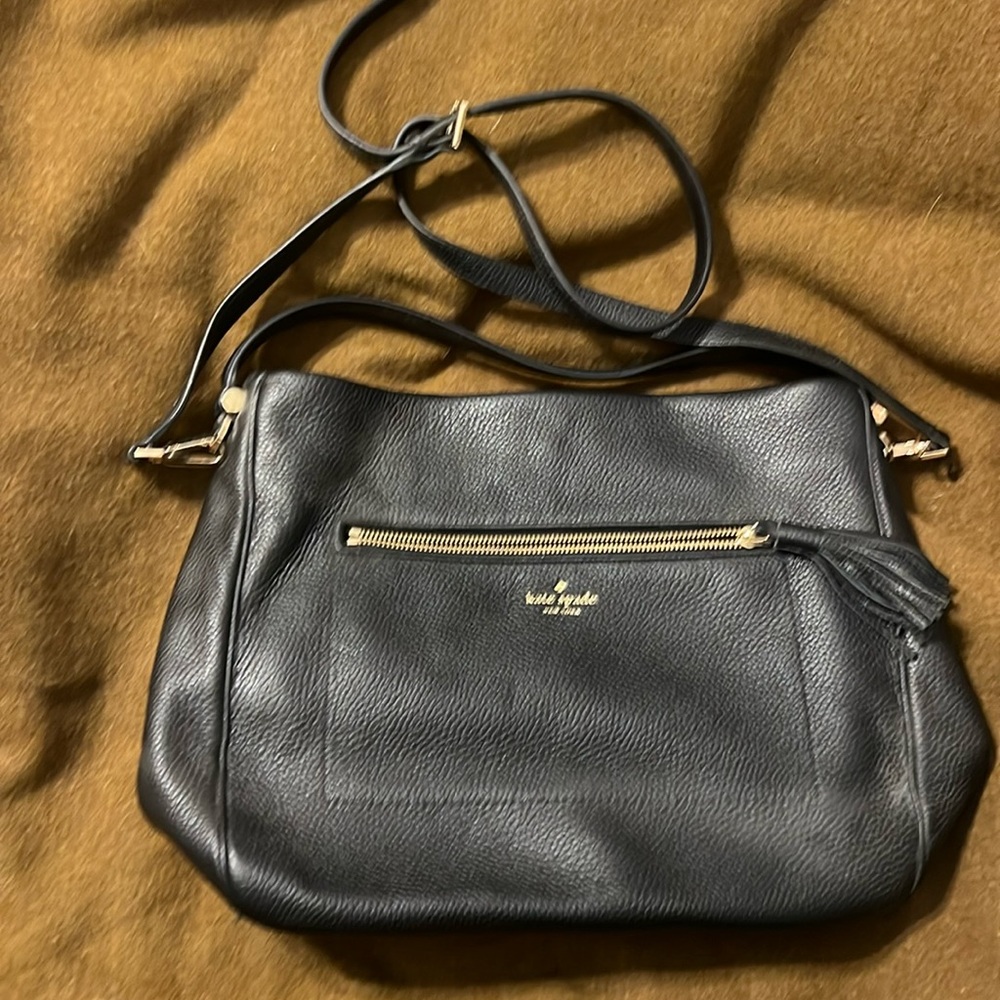 Kate spade purse barely used.